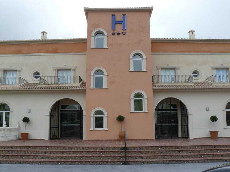 Ciudad Del Renacimiento Hotel Баеза Екстериор снимка